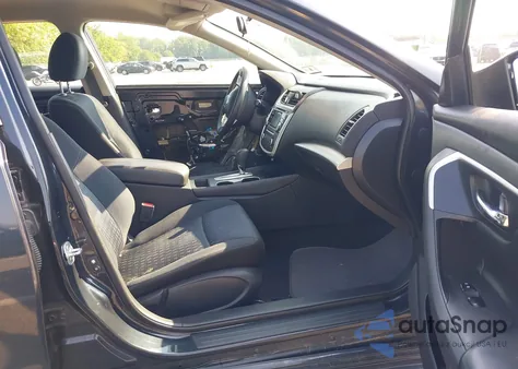 2016 Nissan Altima 2.5/2.5 S/2.5 Sl/2.5 Sr/2.5 Sv из США, поврежденный, VIN 1N4AL3AP4GC218238